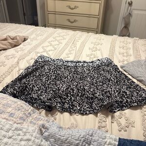 Lululemon Athletica Black and White Floral Skater Skirt